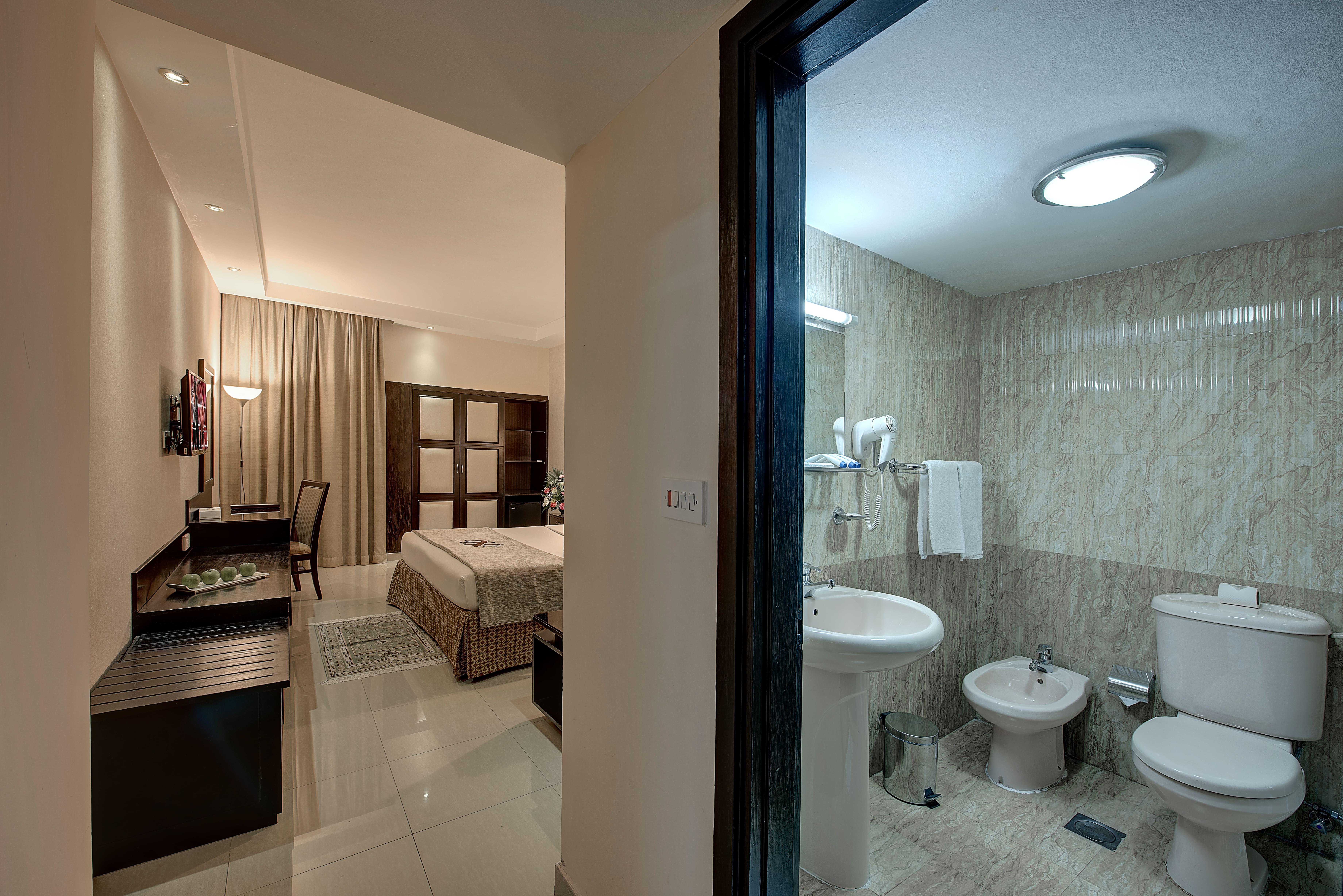Palm Beach Hotel Dubai Exterior photo